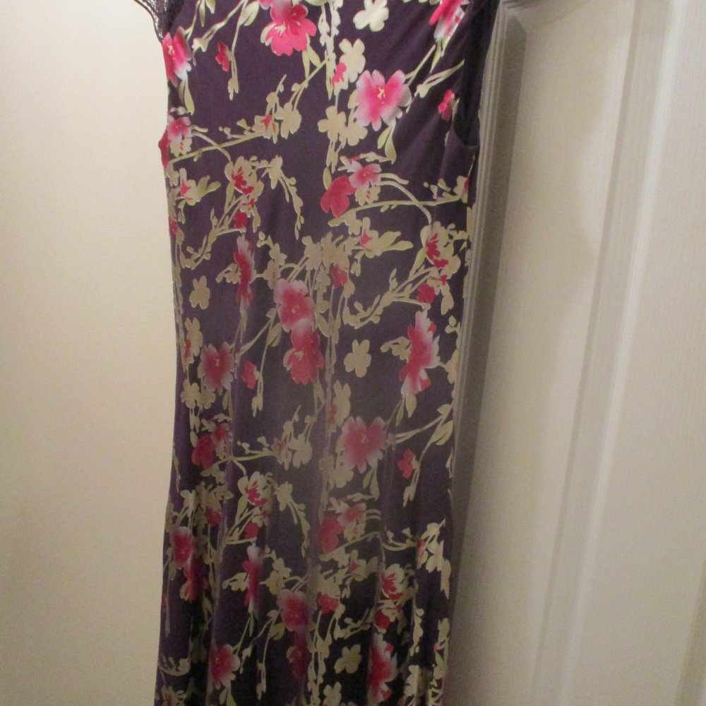 dress - Picture 6 of 7